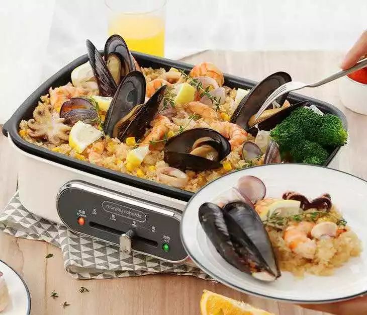网红摩飞MR9088多用料理锅，春节在家吃遍世界美食！