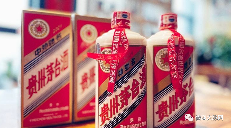 茅台运行100日：注册用户已达1900万 日均活跃用户近400万，期间茅台市值涨出一个汾酒