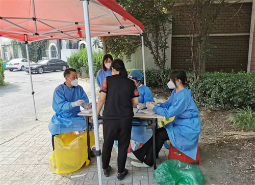 践行志愿精神 贡献爱心力量 尚赫“最美志愿者”防疫一线在行动